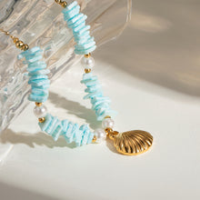 Pearl Shell Pendant Necklace